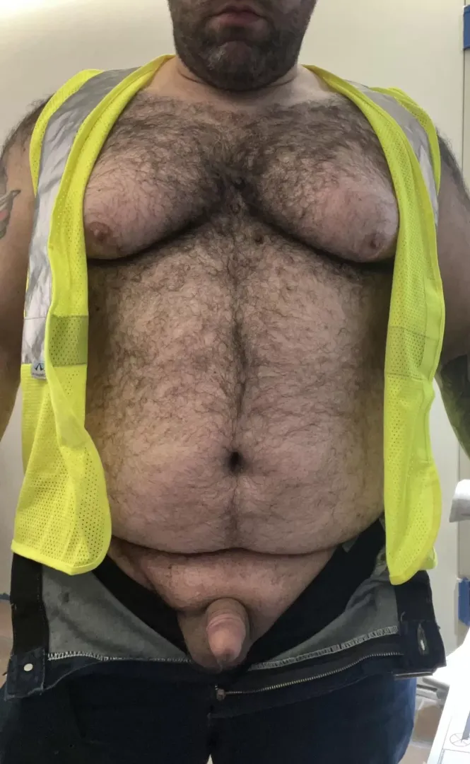 Gonna try to get the project manager to suck my dick on-site🐻🍆 posted by bigmikemccarthy