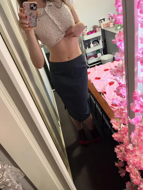 Help me take off my top 😘 by Rathom015