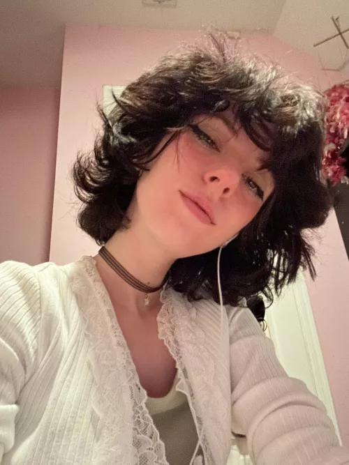 hi 💚🤍 by Additional-Joke3799