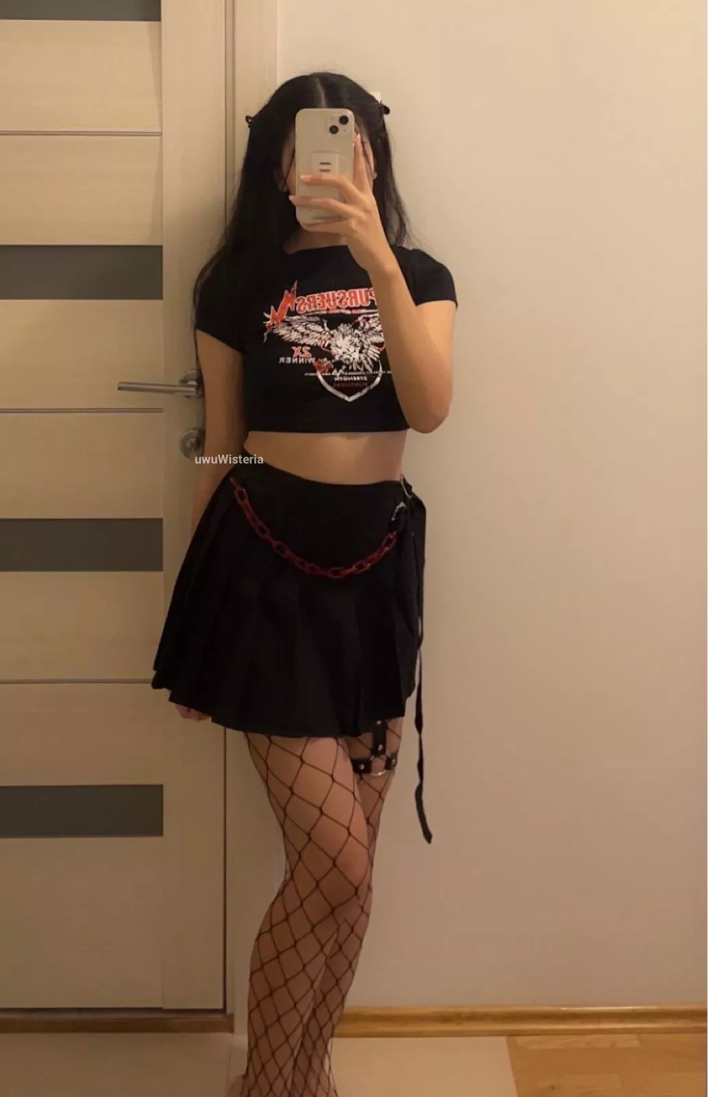 hi hi :3 posted by uwuWisteria