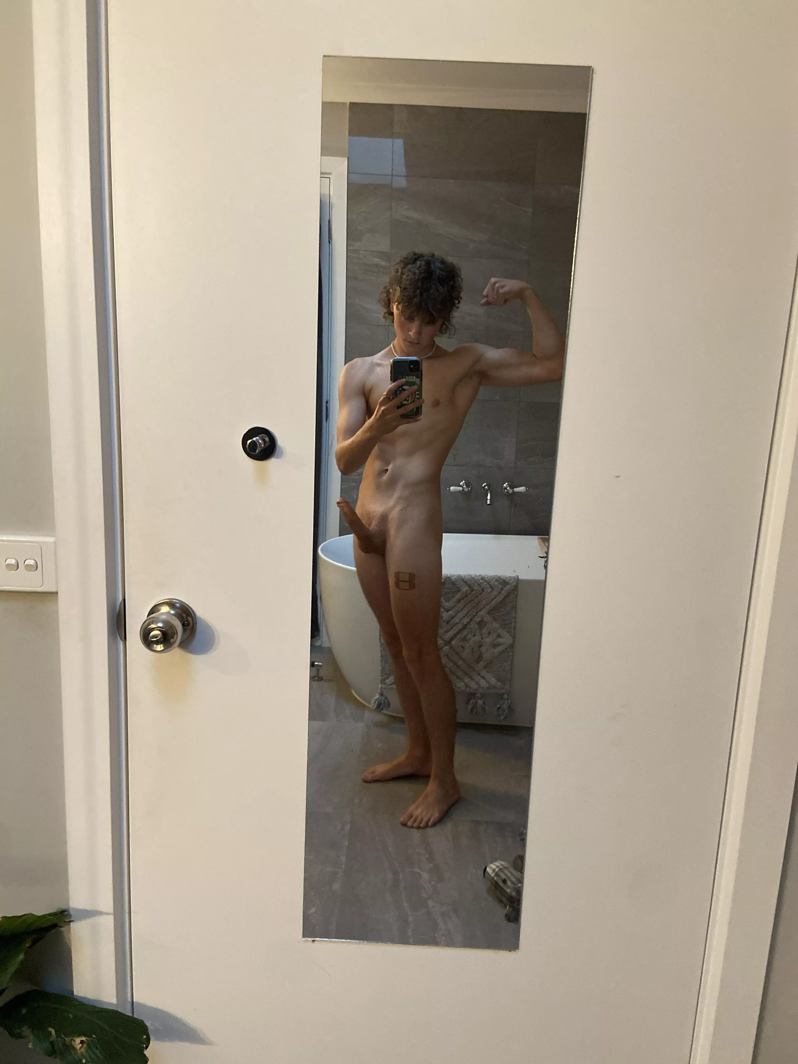 I’m horny, dm me 😈 posted by SuccessfulWorth2862