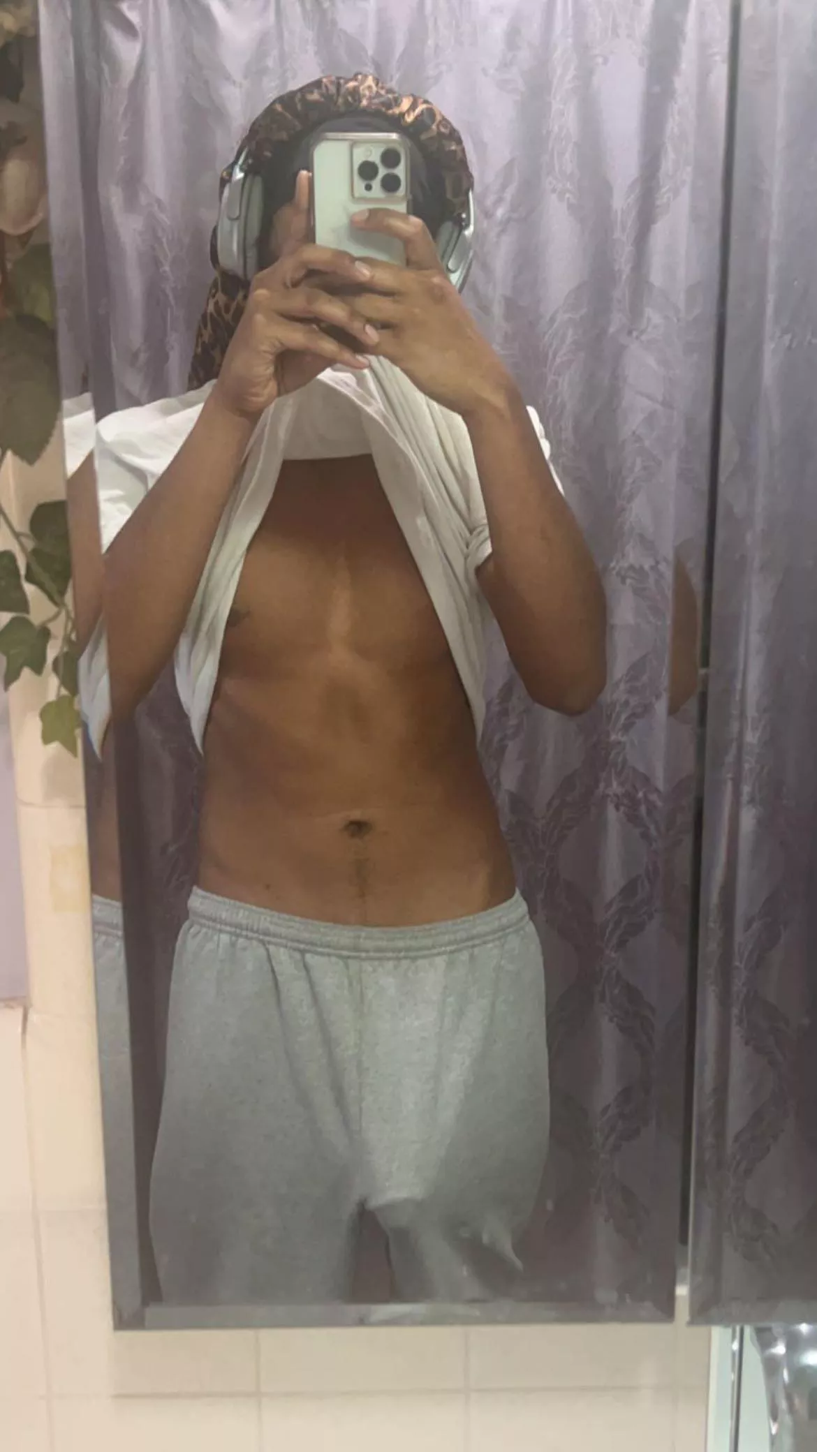 It’s true what they say about skinny guys :) posted by HungCurls