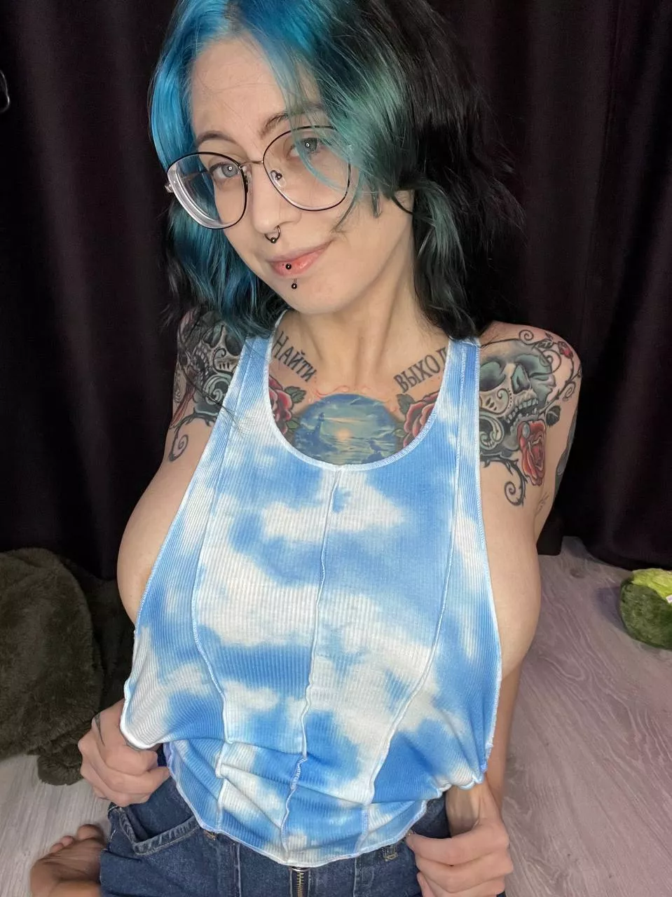 Let me drain your balls for you daddy posted by Frutellababy