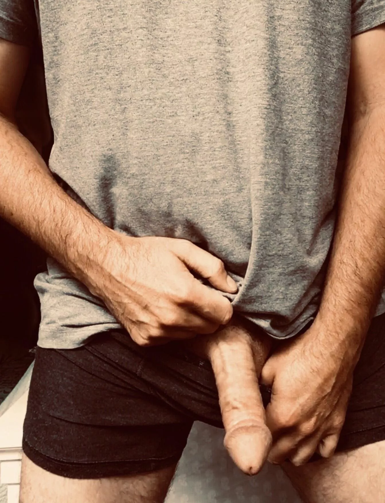 Let’s start the week off with a bang (40) posted by nomfortably_cumb