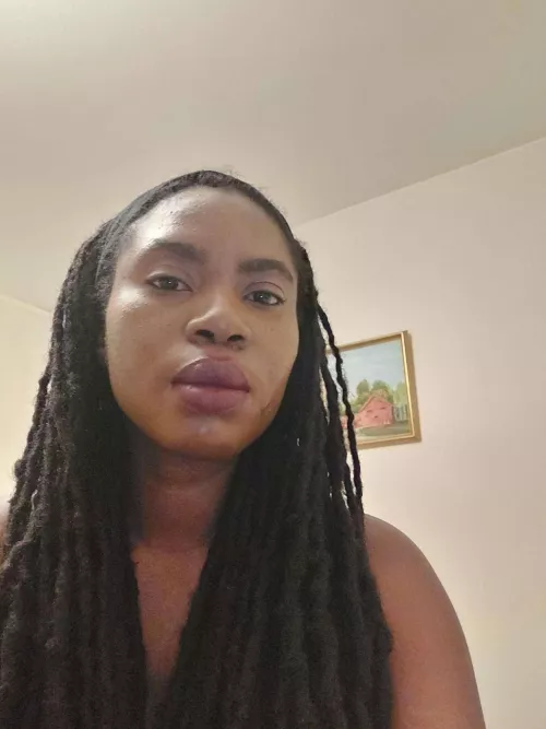 Looking for dominant man by alovelysoulxx