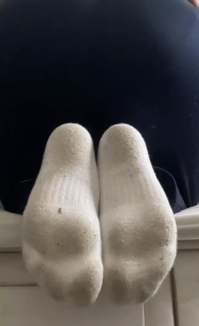 [M] My dirty socks need some love, any volunteers? 😏 posted by AD_Feet