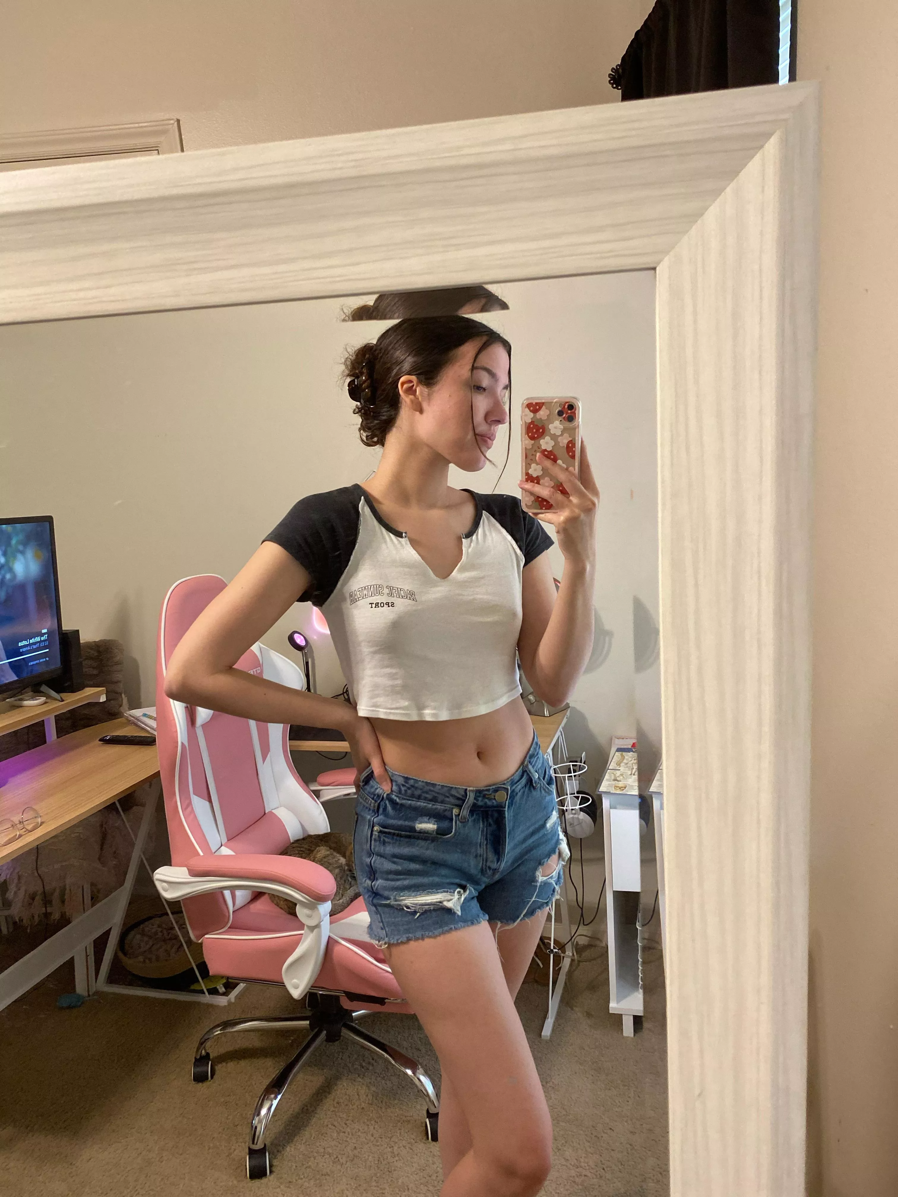 My crop today 👉🏻👈🏻 posted by milkymarie_x