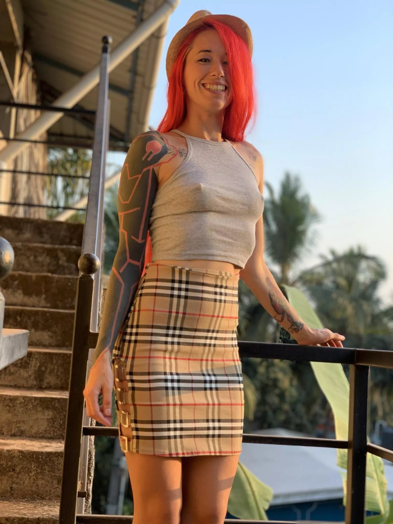 No bra is a lifestyle posted by NoraRedmain