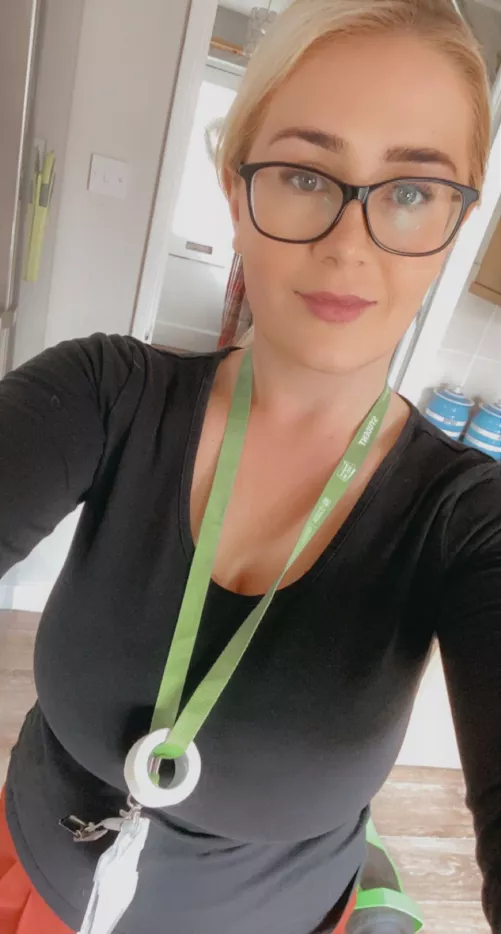 Nurse in training by JessieHH_