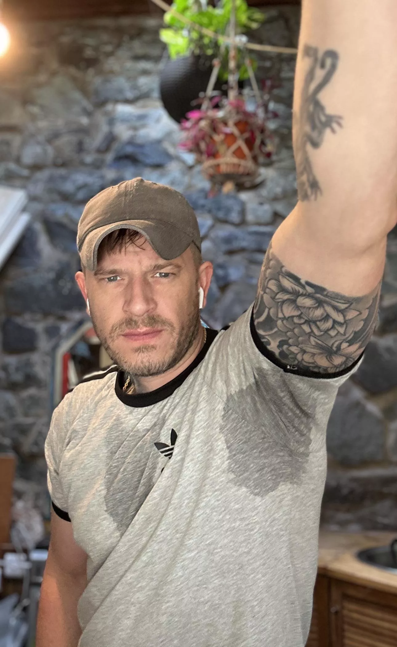 Skunk(36) posted by sknkmstr