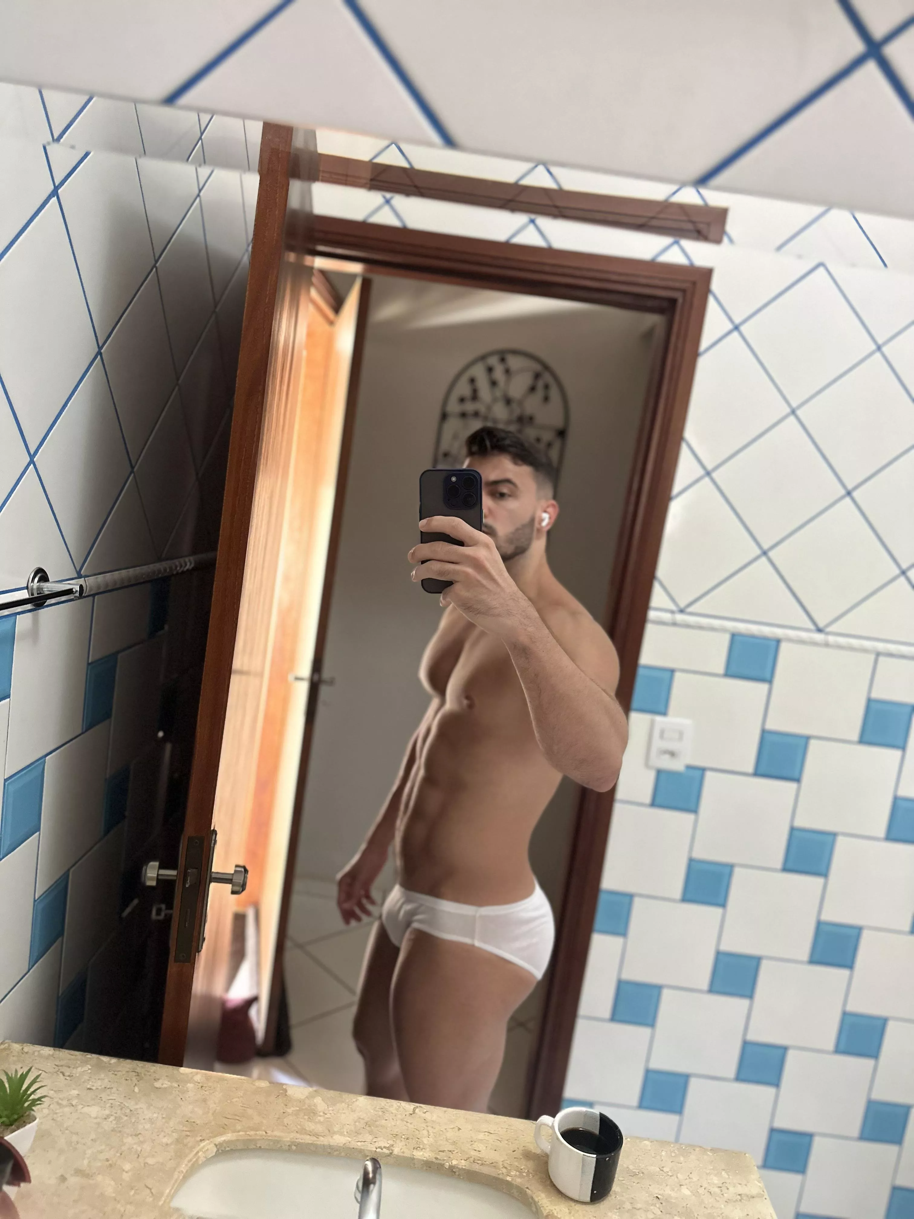 Sometimes you just need a fuck buddy to load his butt, just like me (and my bubble butt) posted by italofassin