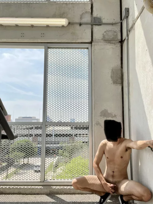 The shoes stay on no matter what by palmtree286