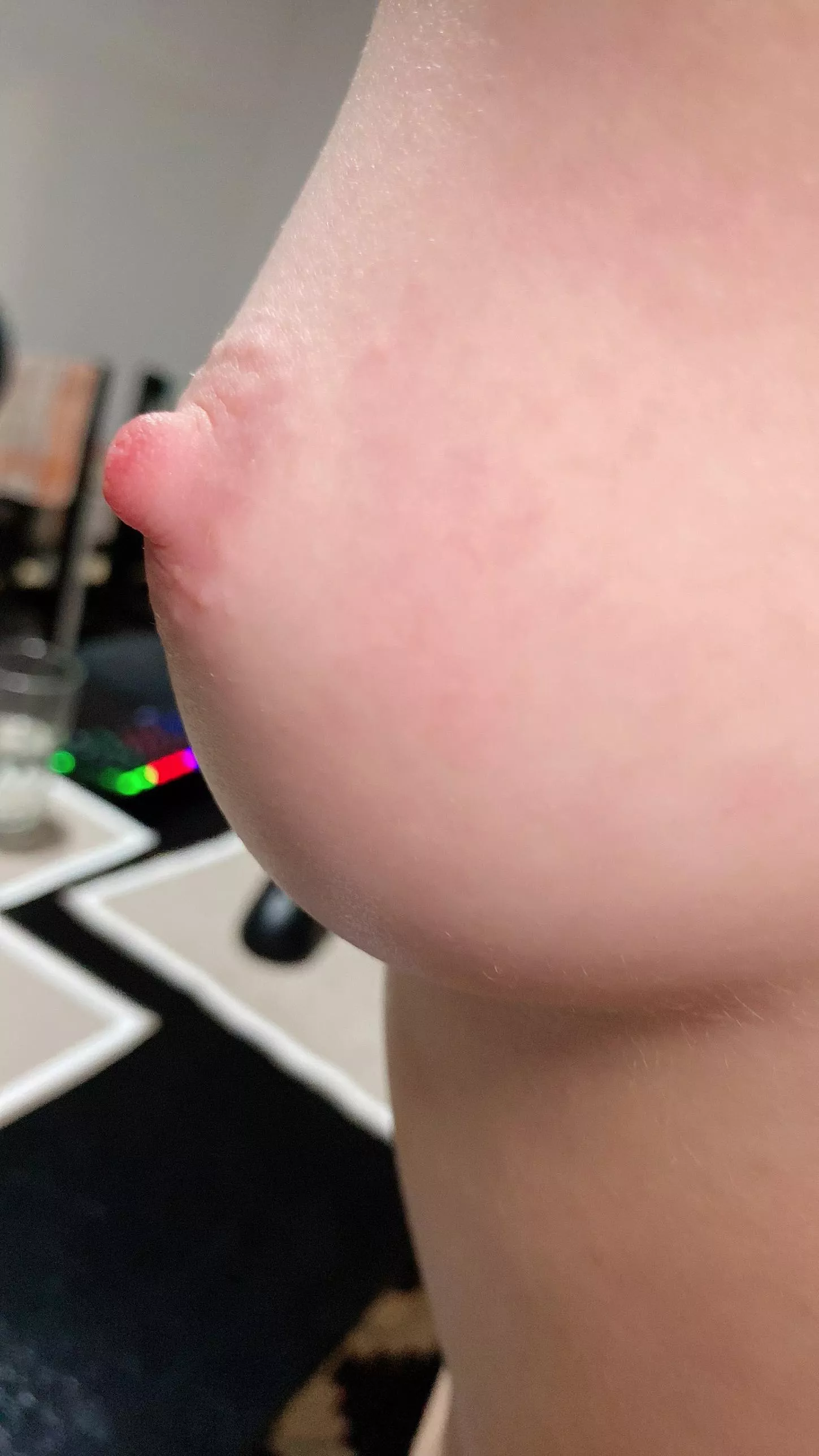 this nipple is very beautiful :) posted by GattiAlexander
