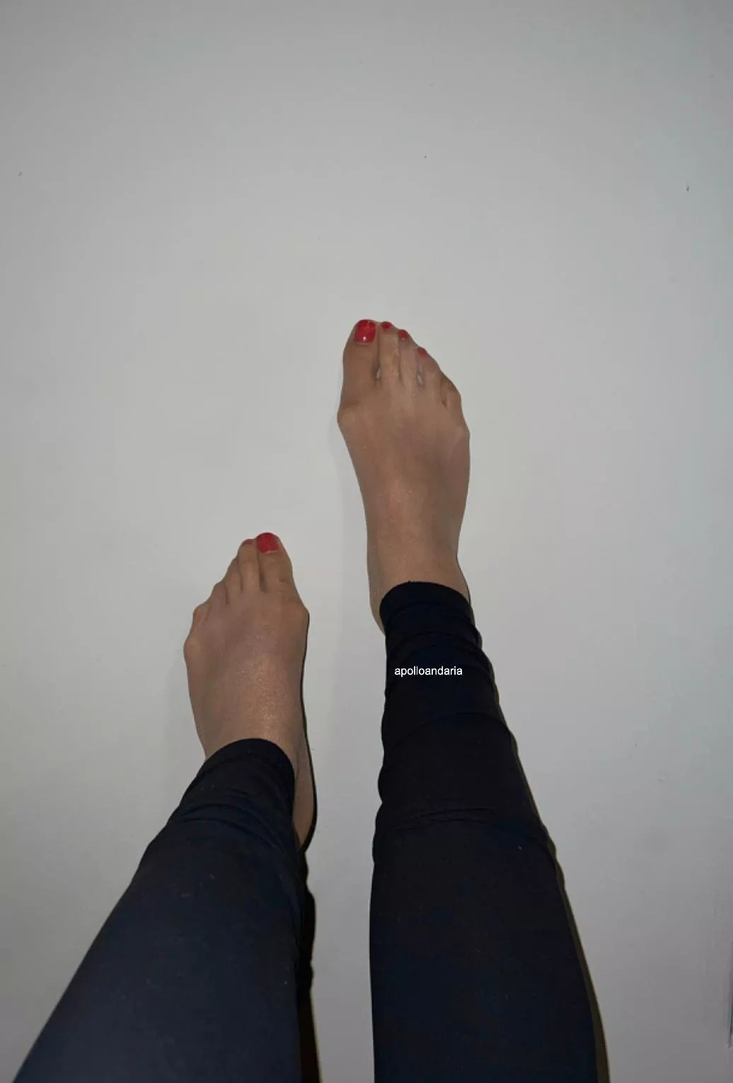 Under my leggings posted by apolloandaria