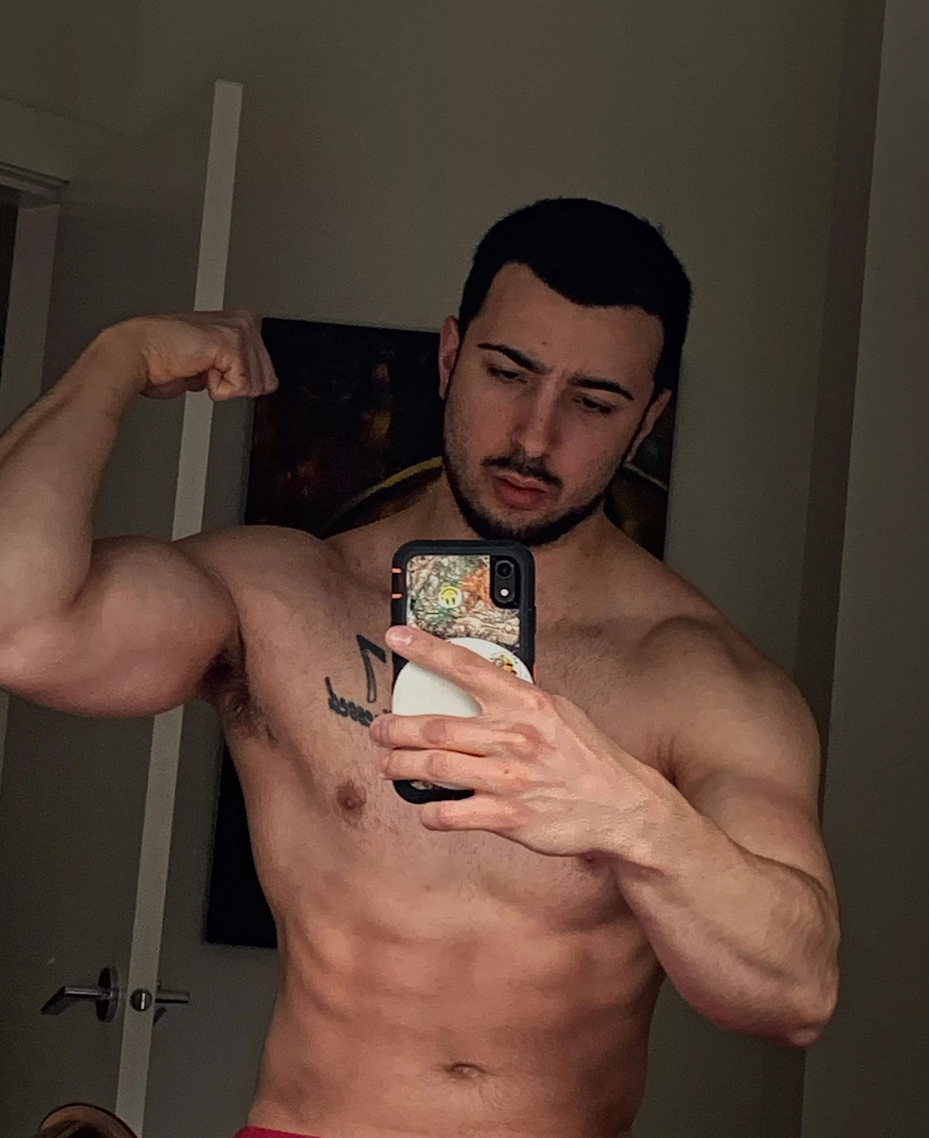 Wanna see more? (M) posted by italiannboyy