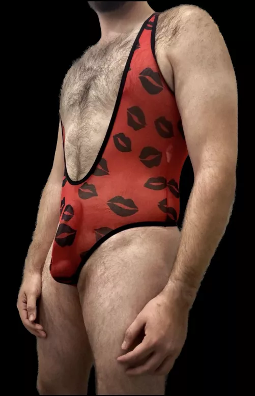 (31) Kiss by thatdudeha