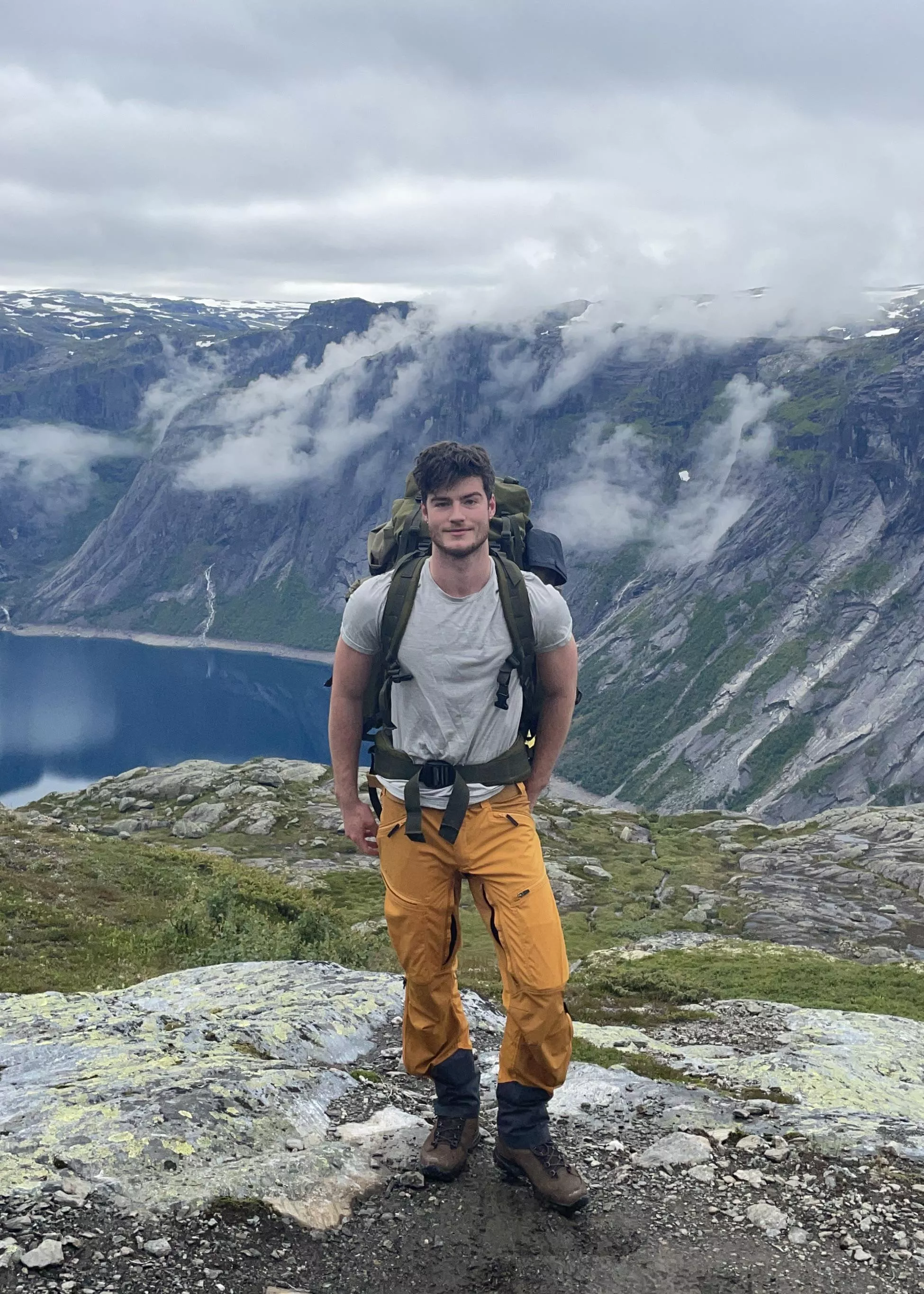 Any of you like to hike? posted by CainTops