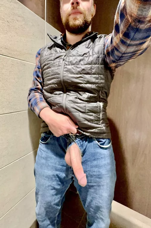 Anyone have a thing for hung lumberjacks? by icytonight71