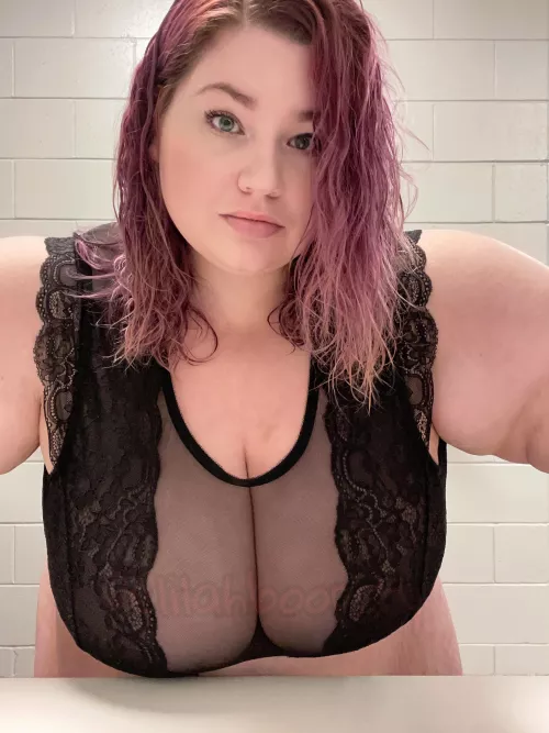 Black lace by Delicious_Delilah