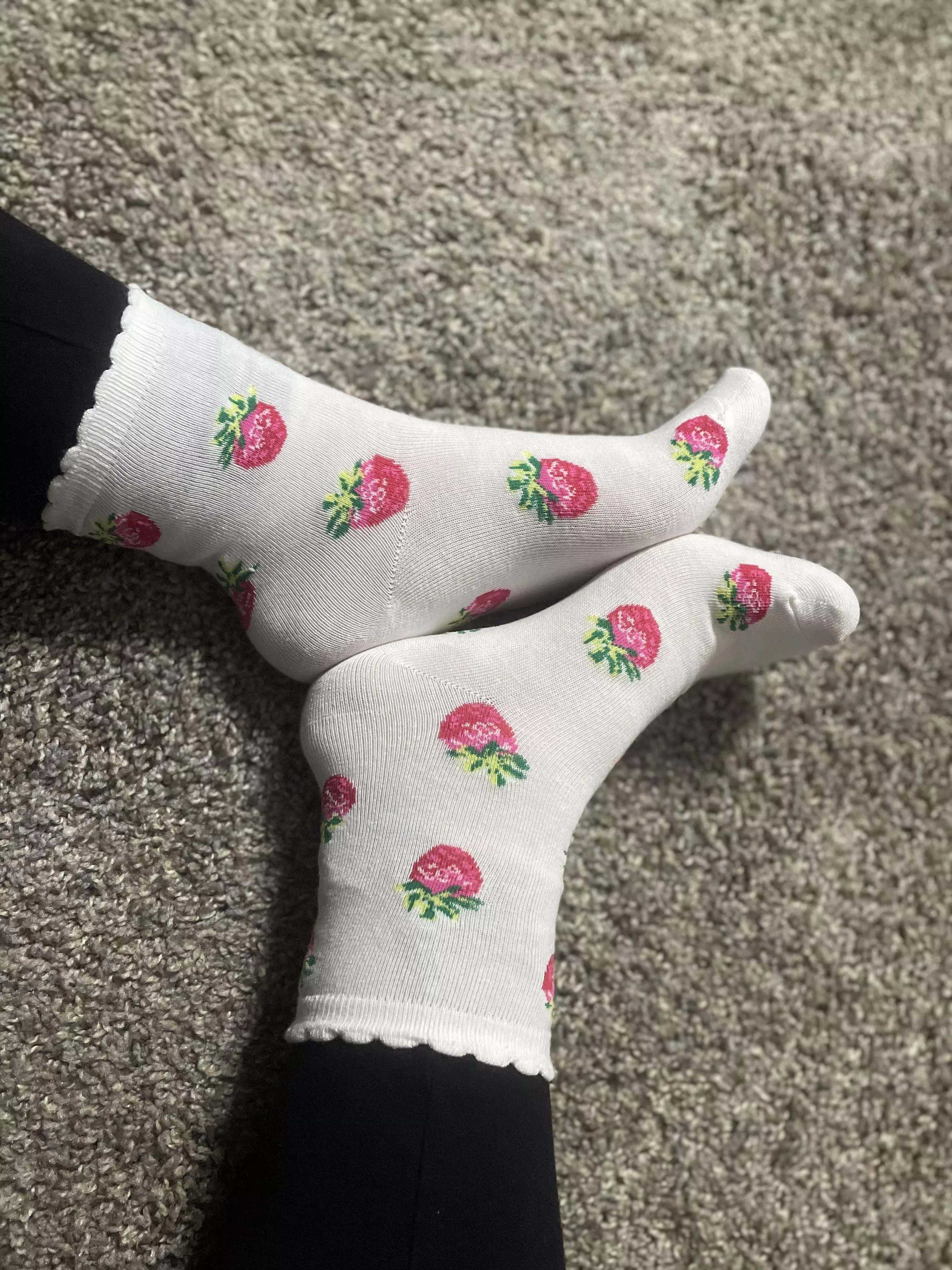 🍓[f] posted by Top_Peace_5439