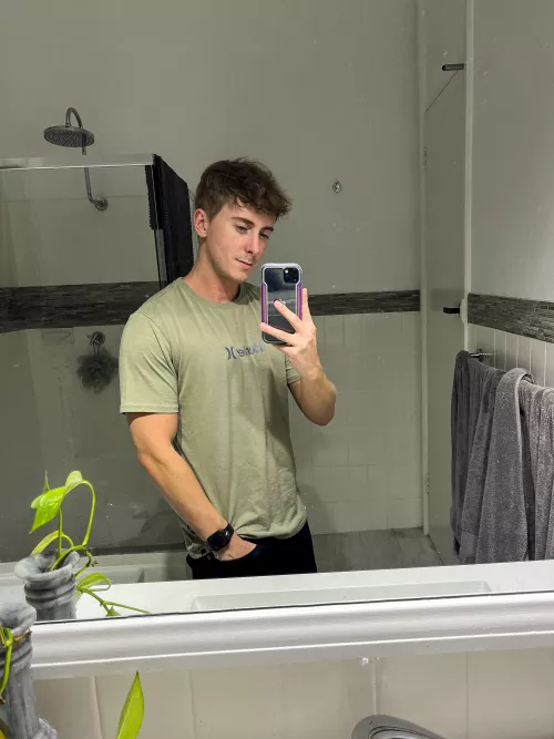 Feeling good 😁 hope you are too! by shortaussieboy