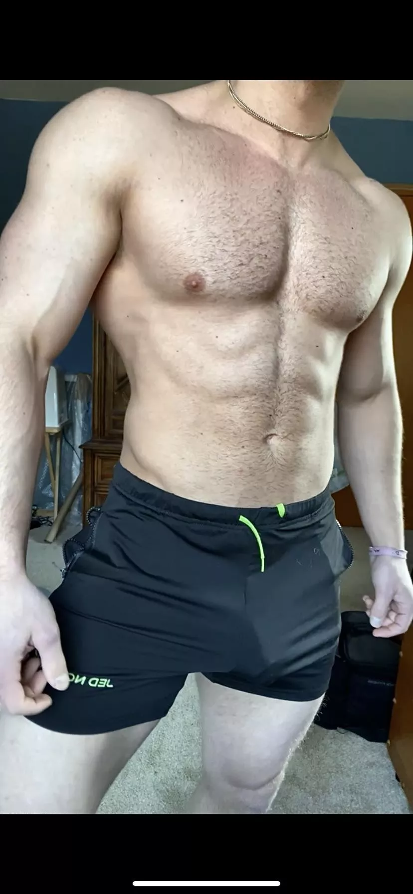 Getting ready for the gym hoping I run into a big 🍒 milf [M] 25 posted by Glad_Success