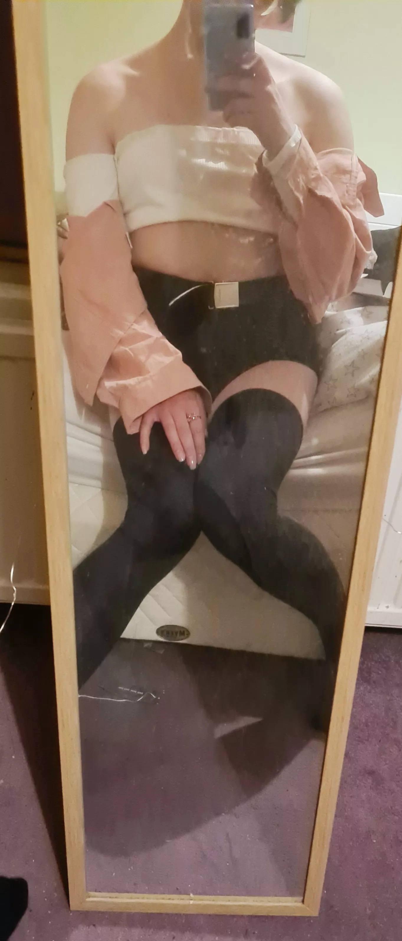 Hate my shoulders but love love love these shorts posted by fembowembo