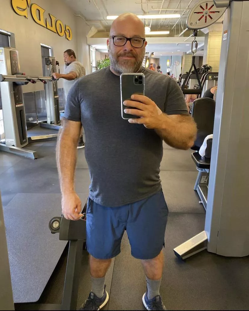 How do I look? posted by Such-Alternative-620