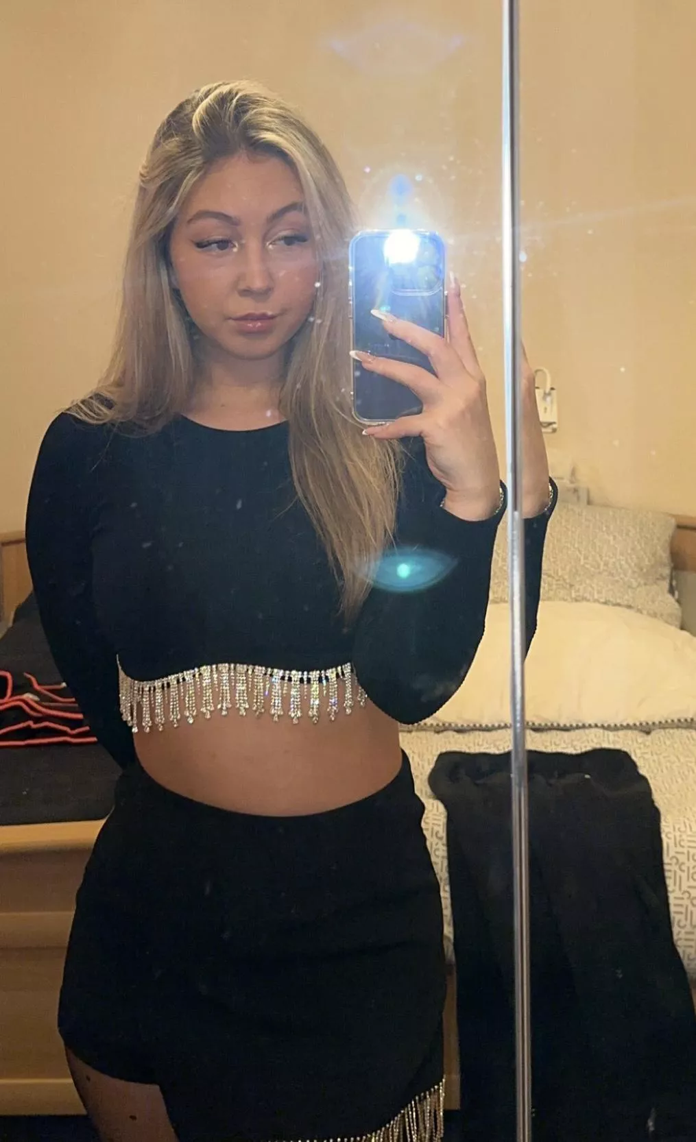 How would you like me to put my hands down your body to your penis posted by lexigrace1