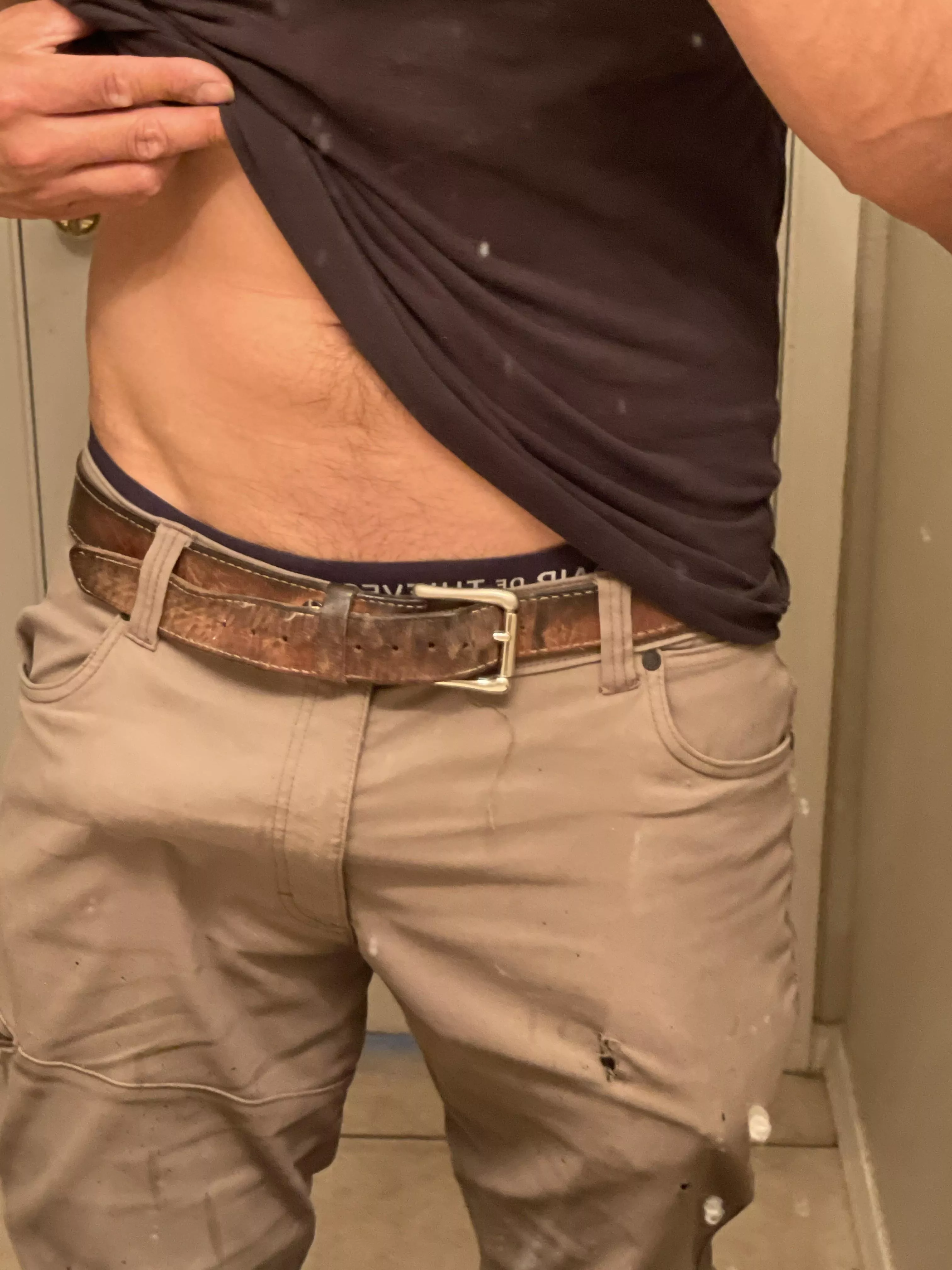 I can’t be on Reddit at work smh posted by idkkimhorny