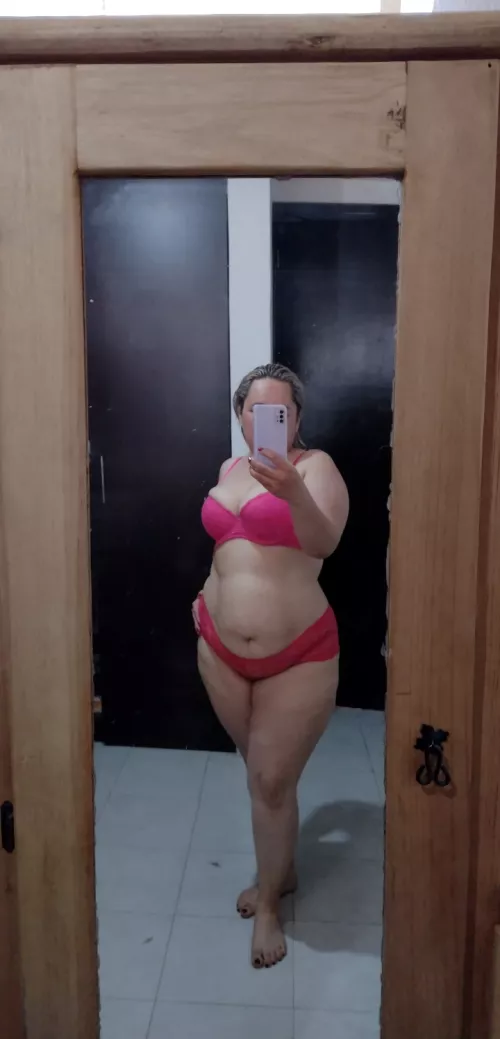 I don't know what to wear today. Suggestions are accepted 🤗 by Mmmmariassss