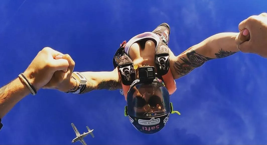 Inked Hottie in the sky posted by saphira_asmr