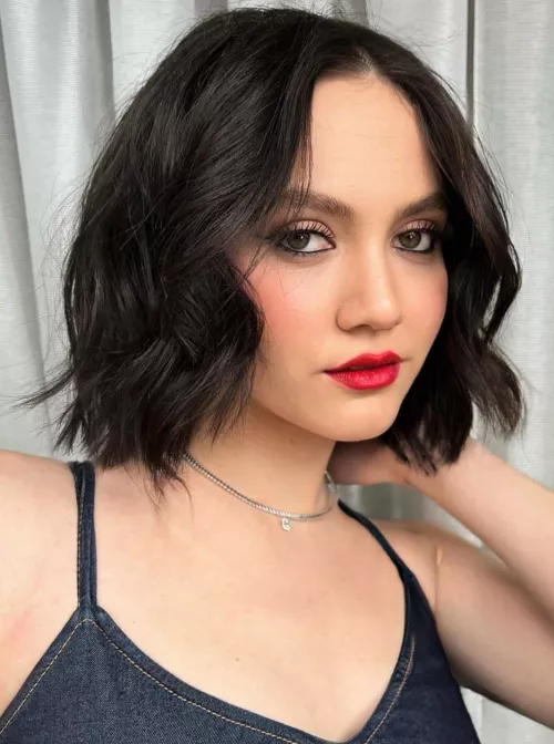 Iris Apatow by Snoo60961