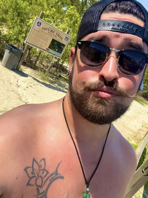 It’s too beautiful outside to stay in, so I went on a walk on a nearby trail ☀️ 🌳 🚶🏻‍♂️ 🌳 ☀️ by CarolinaHimBeau