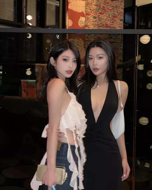 Left or right? by ig_yretroh