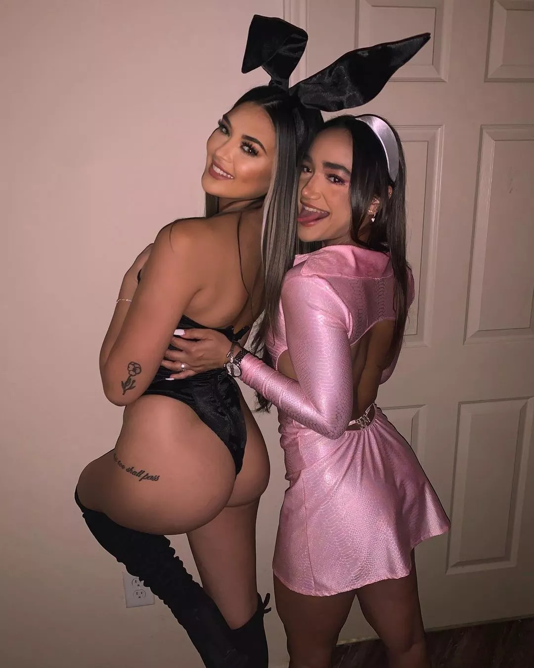 Looking for playmates posted by -SirSpankalot-