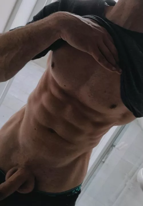 [M] Am i the only one who is always horny ? Have a wonderfull day! by Liamzzzzz_001