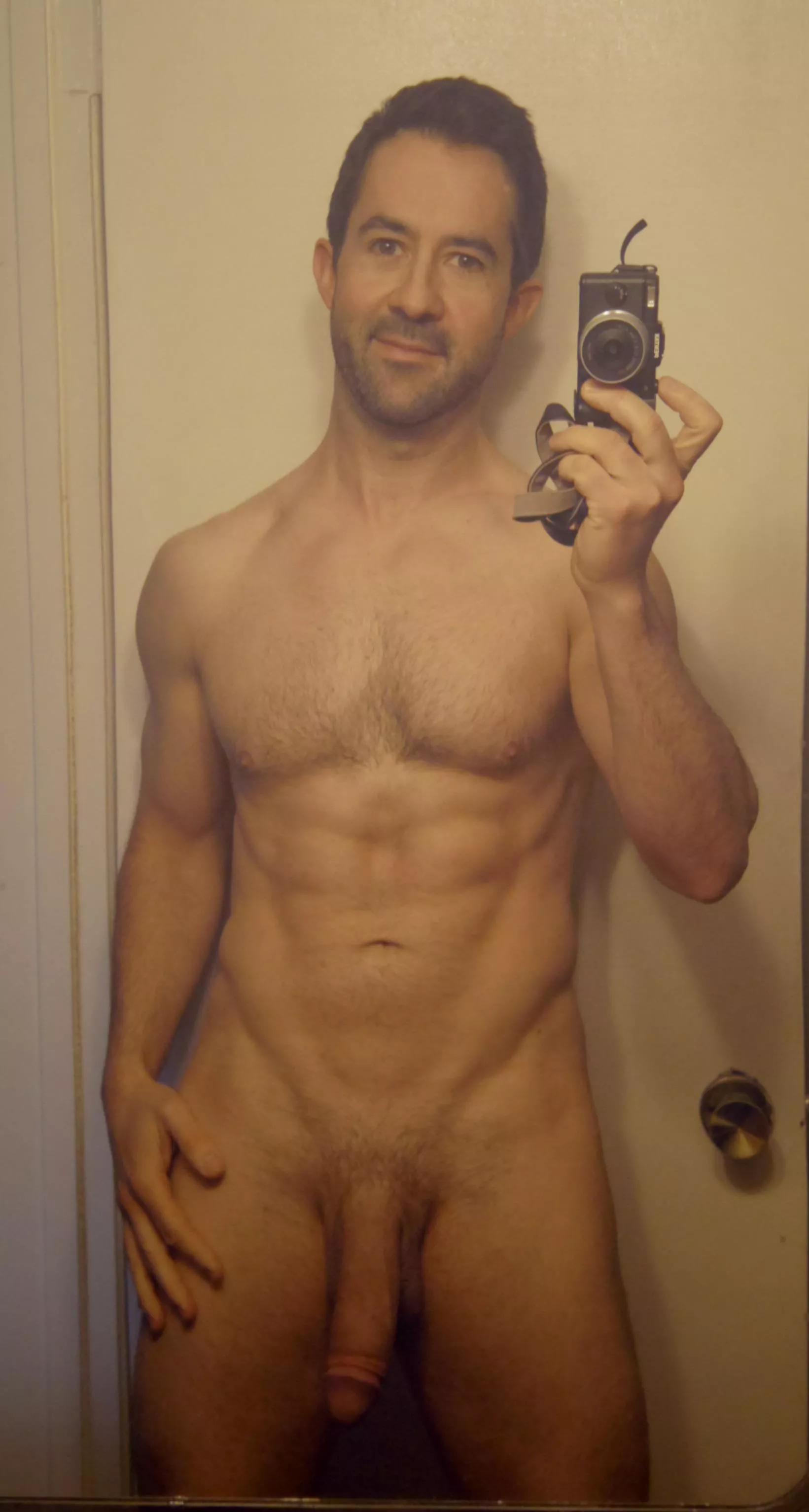 M Naked again! Hopefully for your pleasure. 😉. Thoughts 0-10? posted by playwme90046