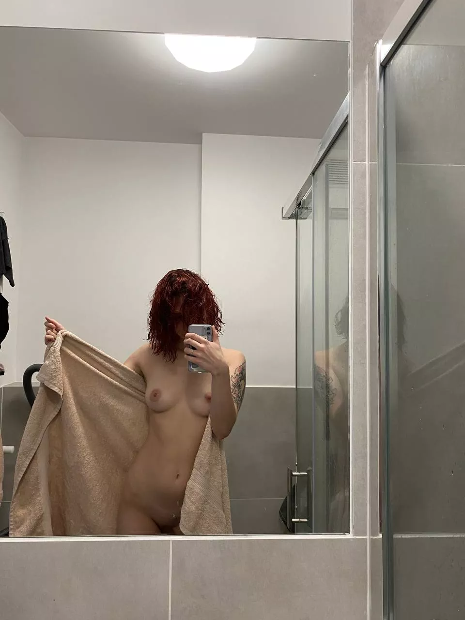 Messy hair after a shower posted by capableObeah