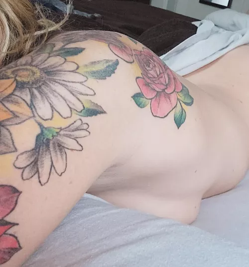 Morning! Feeling renewed! by nlicious01