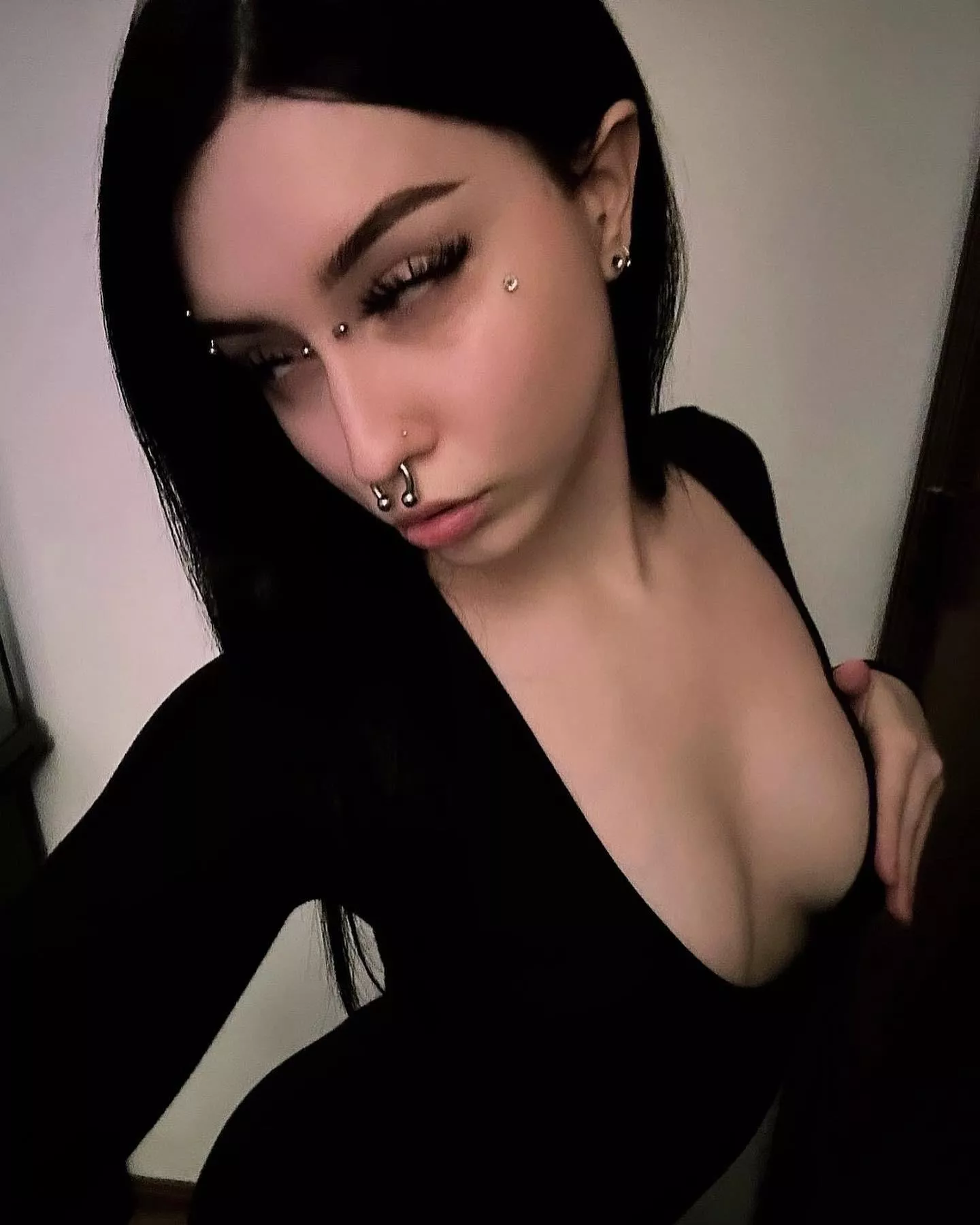 need my chest covered with a big load🙄 posted by saapphiire