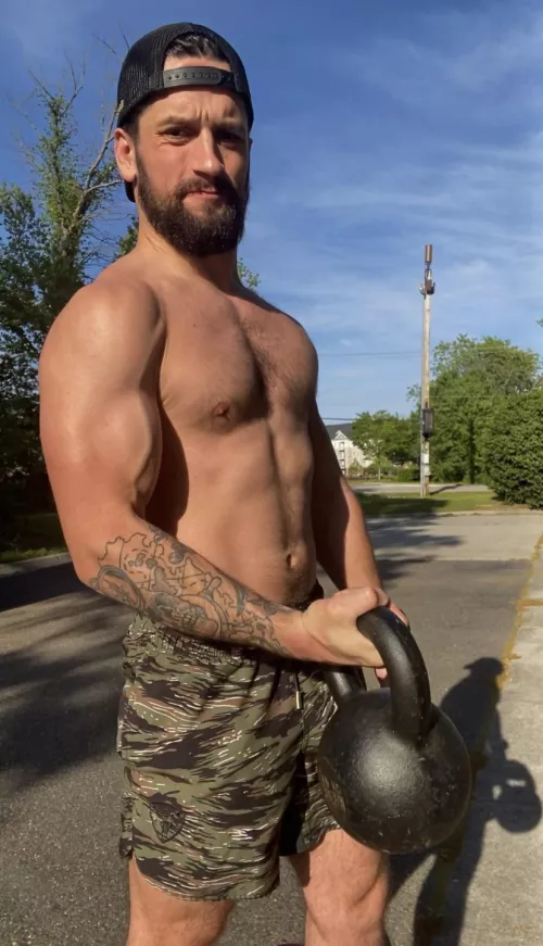 Nothing like a good pump by C_McMean