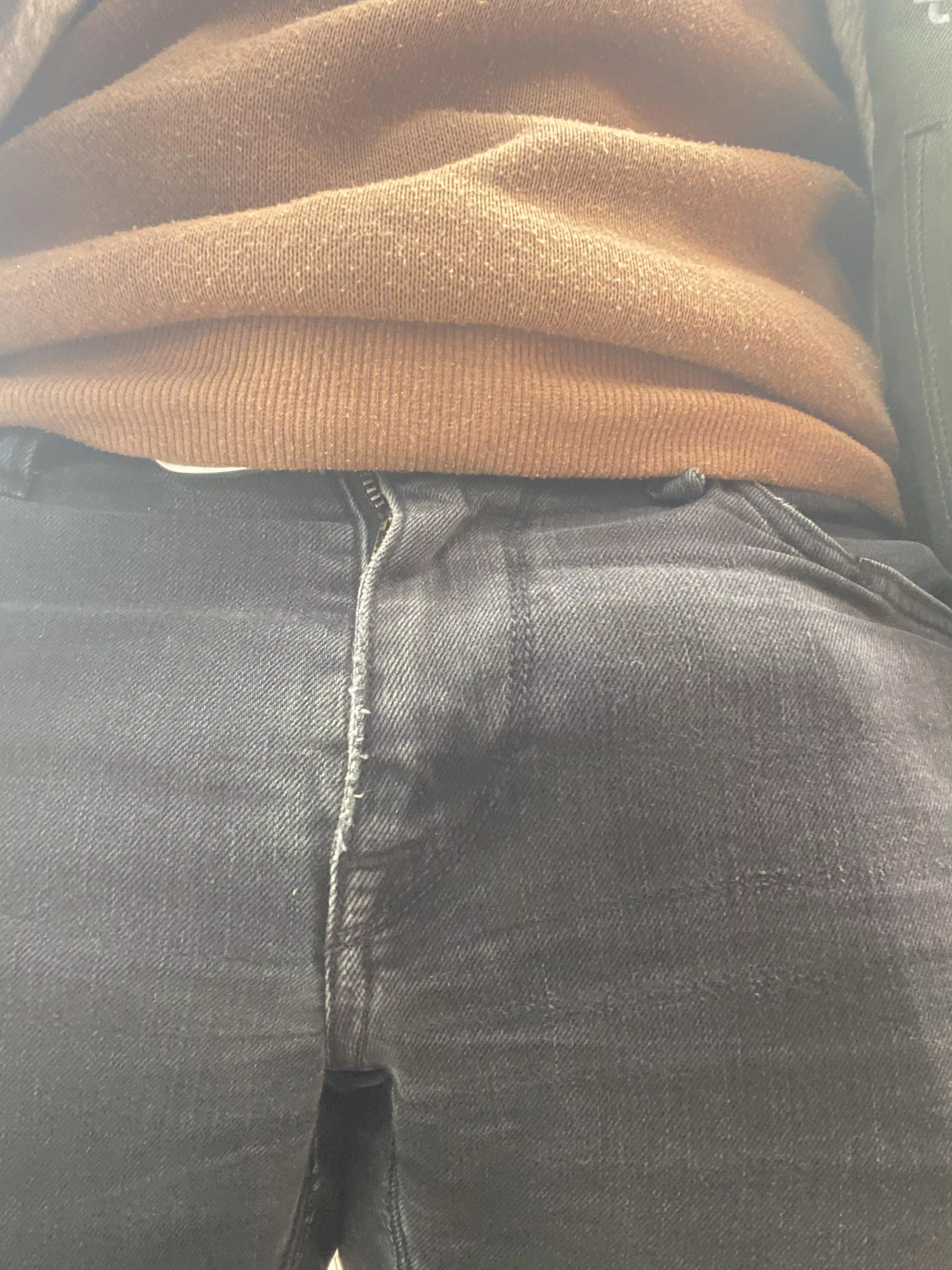 Oops… bulge during a little walk 😅 posted by Kaws90
