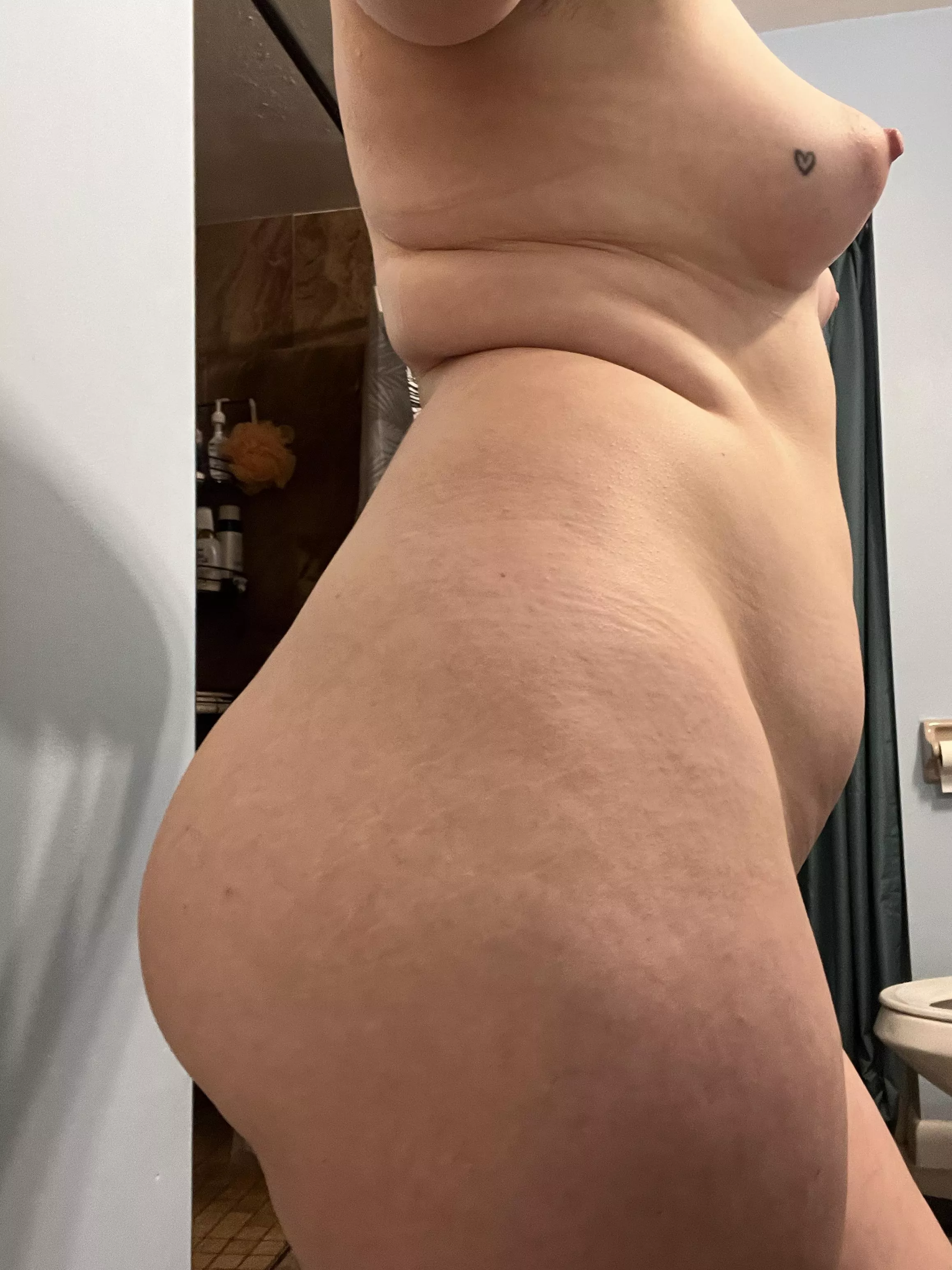 Perky tits and cheeks posted by swallowpeaches