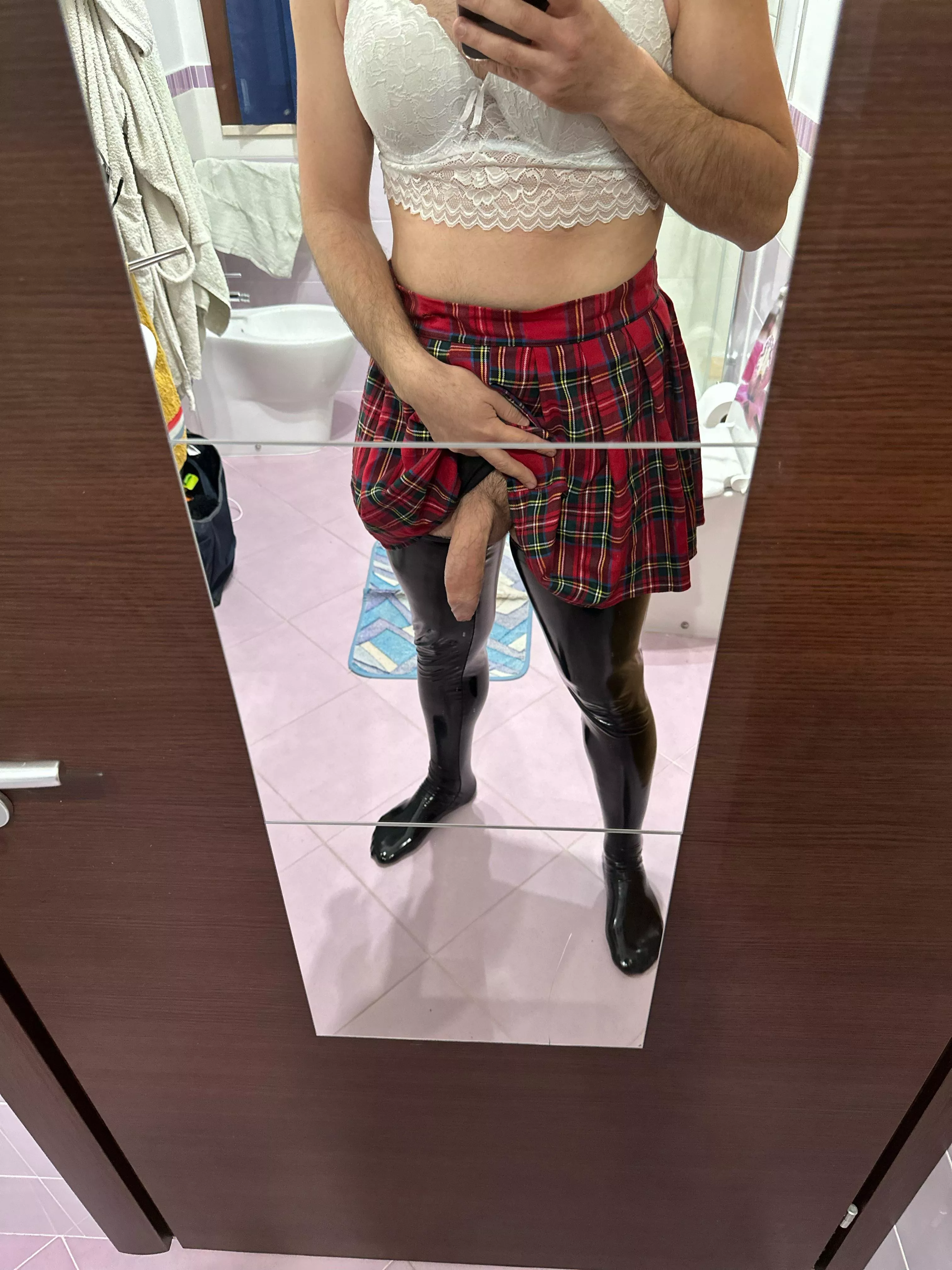 Something pop out my skirt😏🫦 posted by Longjumping-Town6727