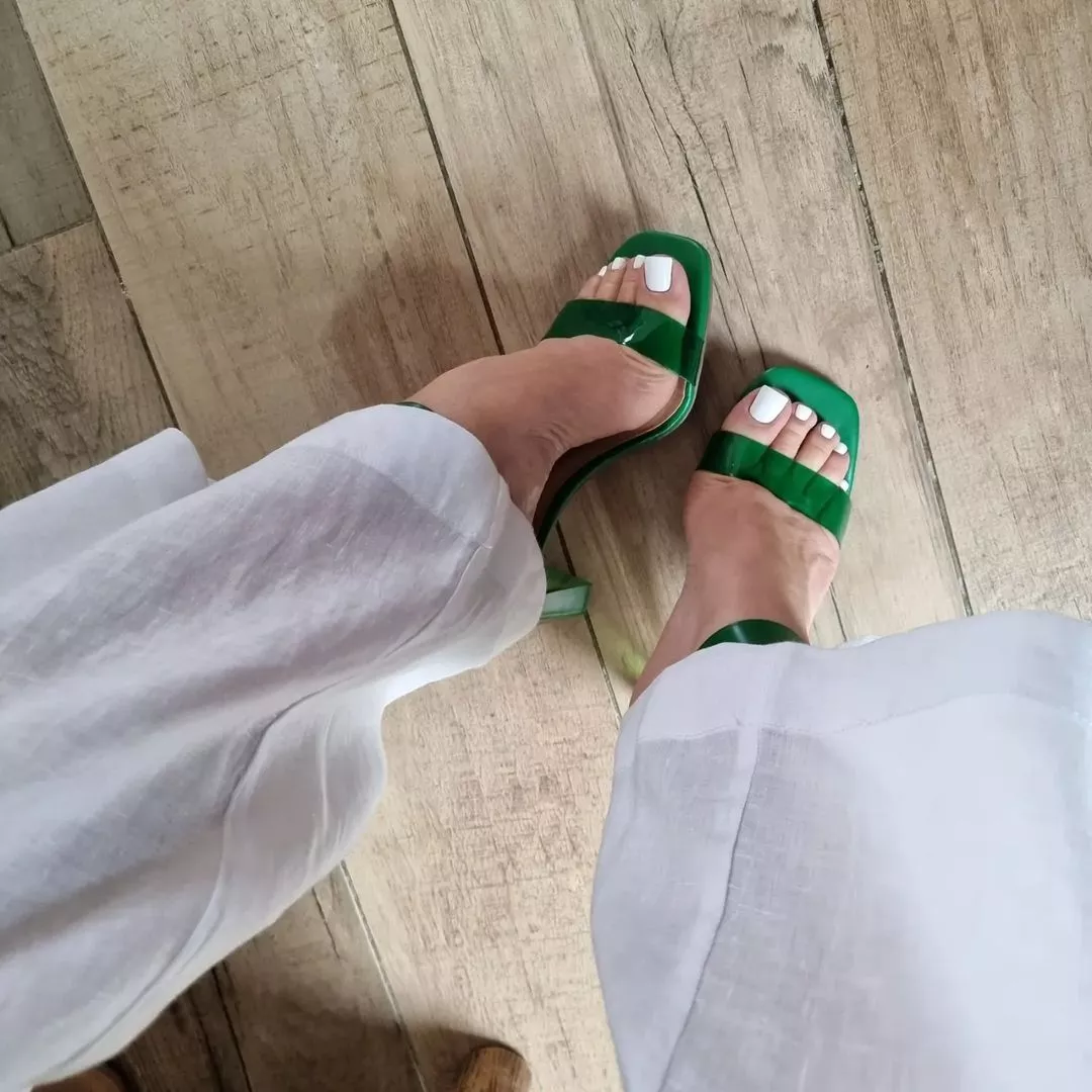 Tacones verdes les gusta posted by tecolotadiurna