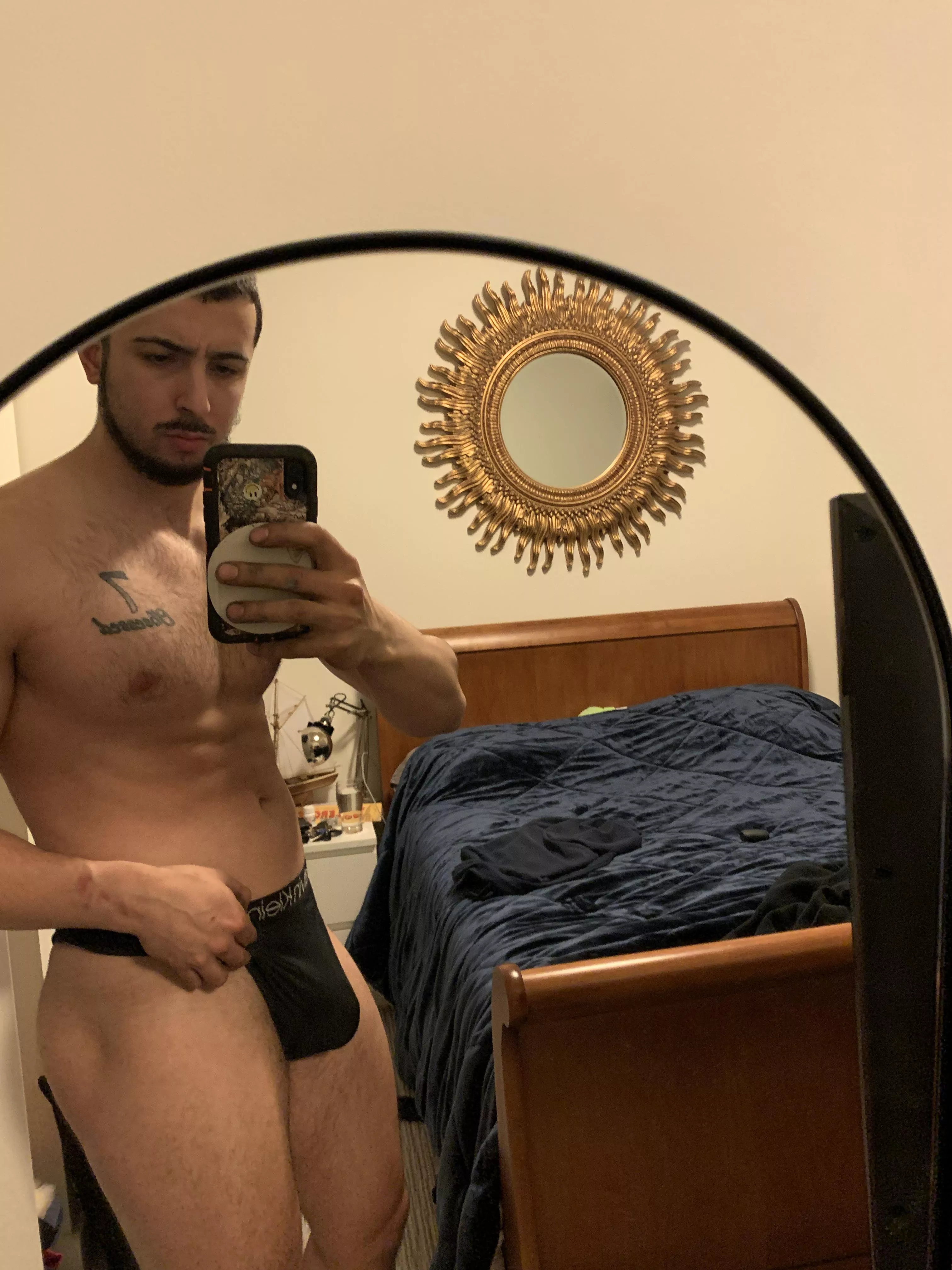 Take it off (m) posted by italiannboyy