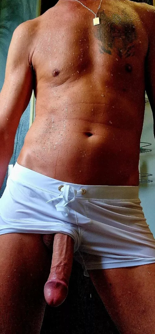 these shorts ain't fitting properly 🙃 by chazeroo2012