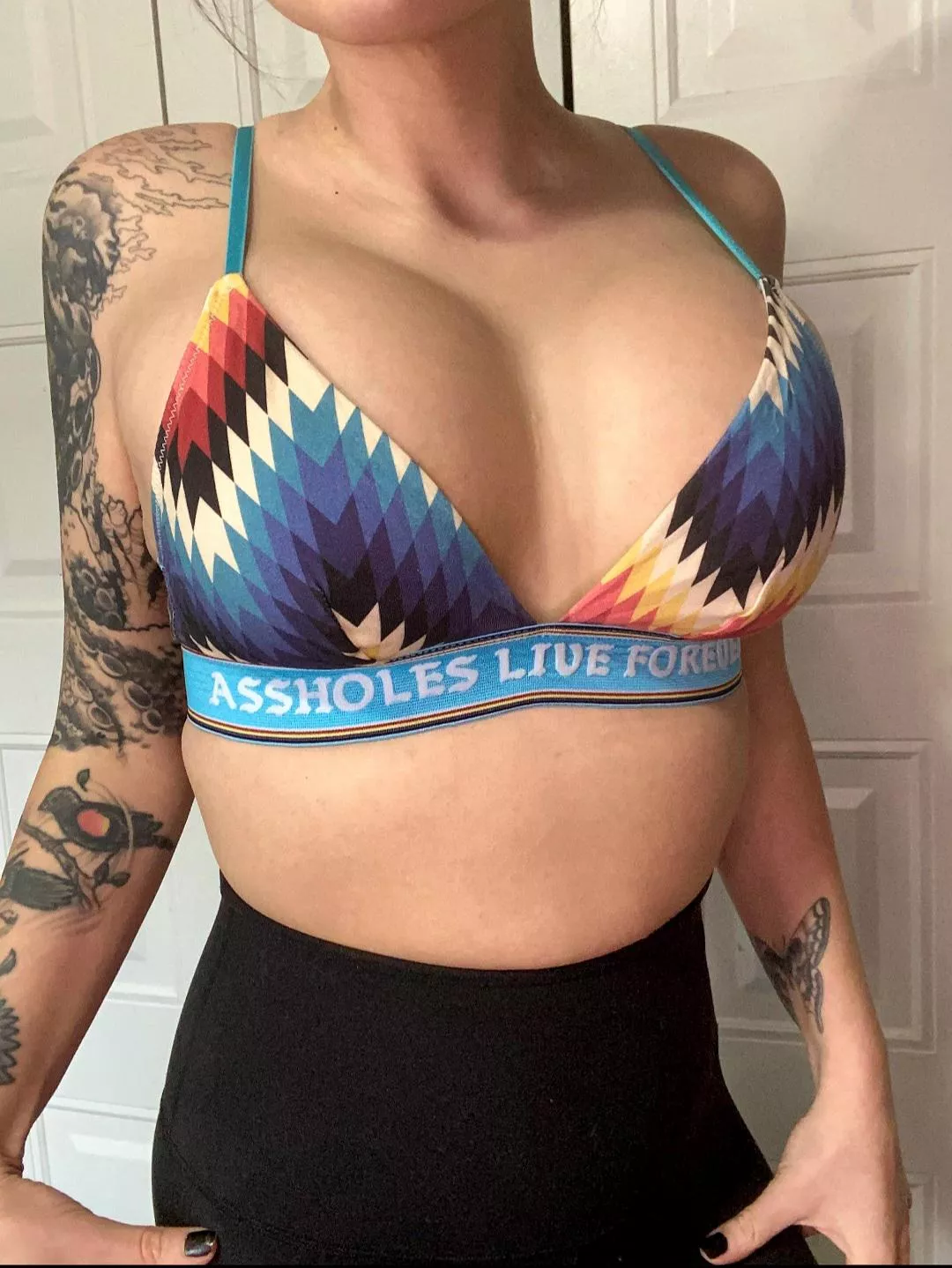 Titty Tuesday cleavage posted by Shhhhh_MommyMilkers