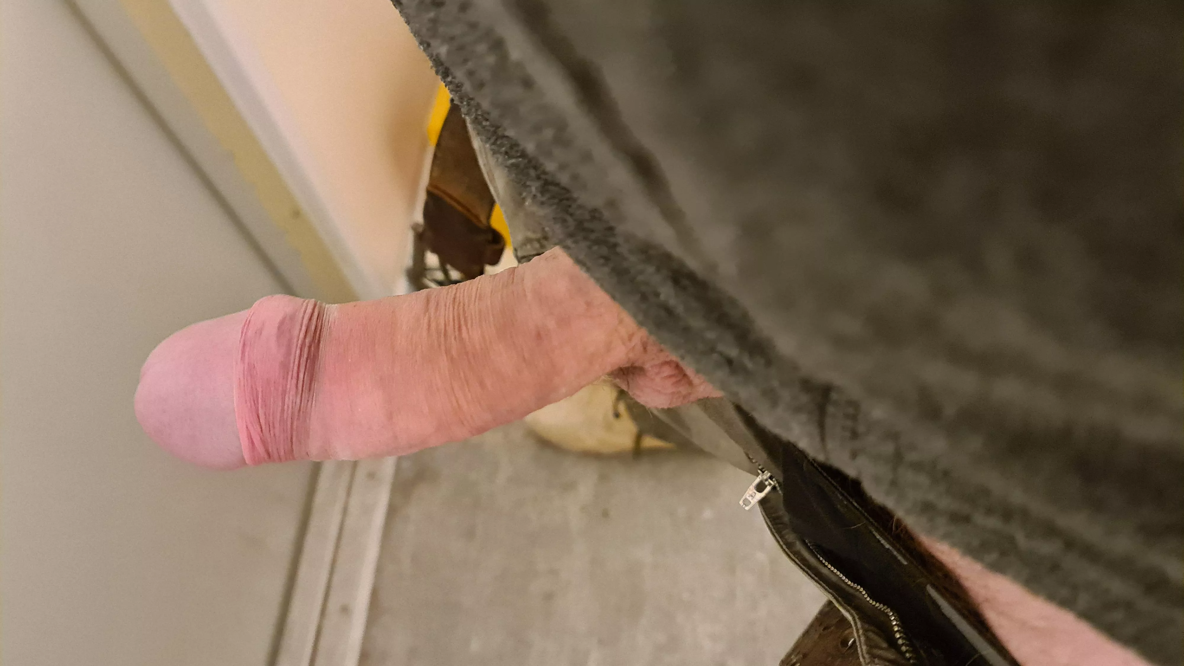 Wanna join daddy at work? (43) posted by ExplorerUnfair7206